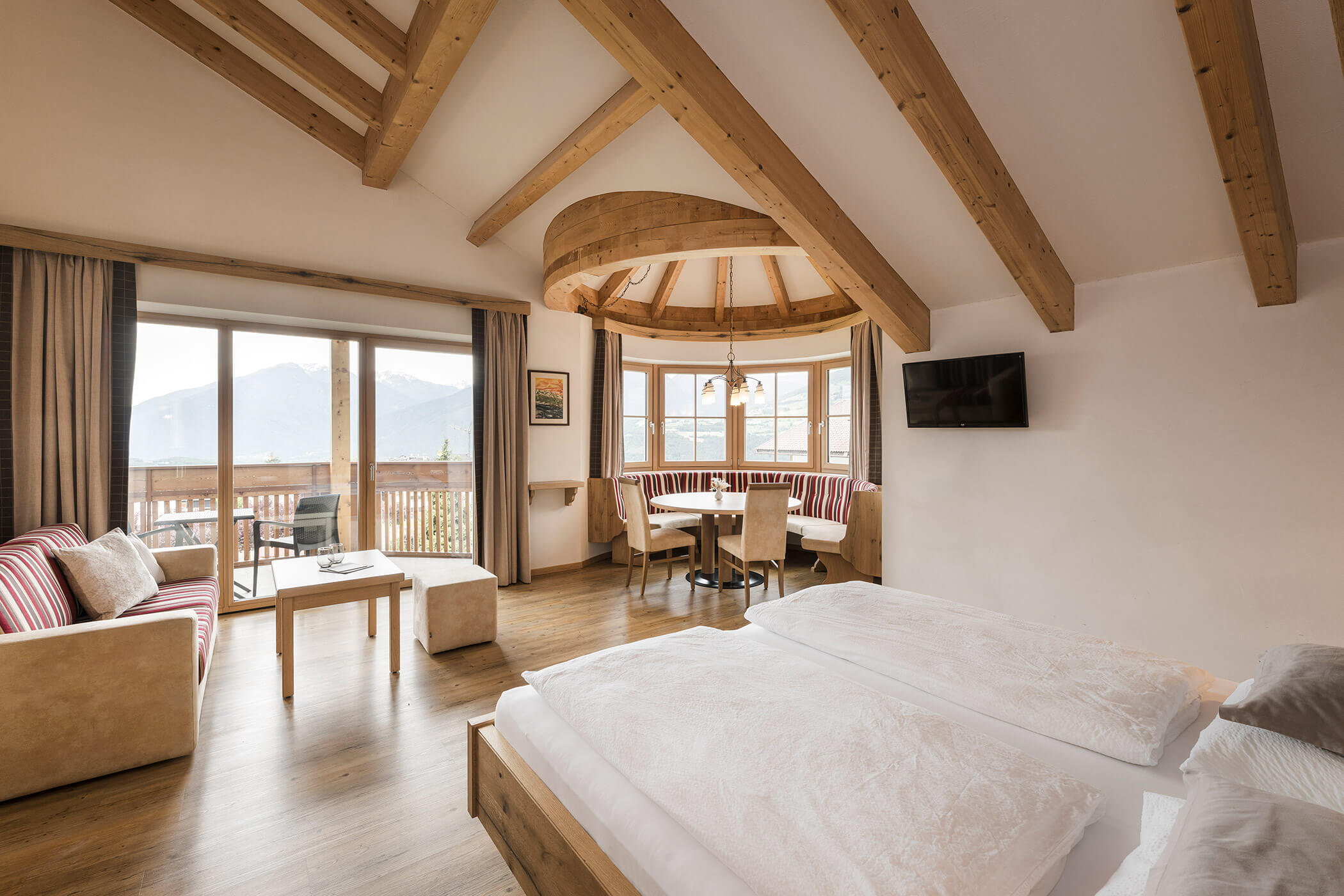 Zona giorno e zona notte nella Suite delle torri